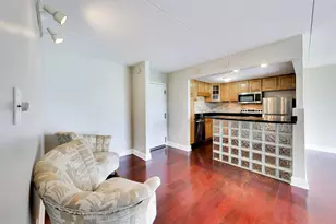 2015 S Finley Rd, Lombard, IL 60148 - Photo 15