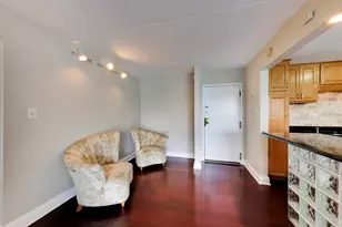 2015 S Finley Rd, Lombard, IL 60148 - Photo 13