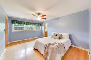 803 E Valley Ln, Arlington Heights, IL 60004 - Photo 21