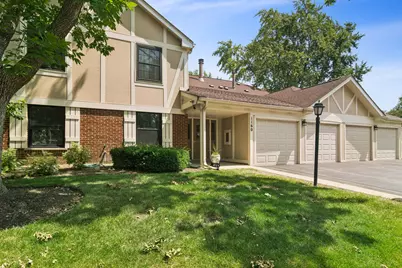 1160 Northbury Lane #C1, Wheeling, IL 60090 - Photo 1