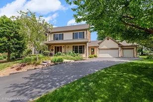 3 Patriot Ct, Cary, IL 60013 - Photo 1
