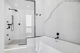 2800 N Lincoln Ave, Chicago, IL 60657 - Photo 25