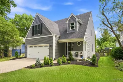 722 Center Street, Geneva, IL 60134 - Photo 1