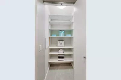 530 N Lake Shore Drive #1104, Chicago, IL 60611 - Photo 21