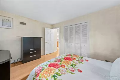 2530 Old Glenview Road, Wilmette, IL 60091 - Photo 17