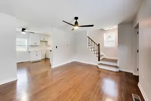 2504 E 96th St, Chicago, IL 60617 - Photo 5