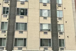 516 W Melrose St, Chicago, IL 60657 - Photo 1