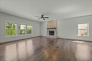 1149 Motz St, Elburn, IL 60119 - Photo 5