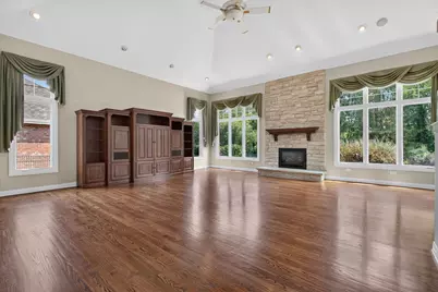 10897 Pioneer Trail, Frankfort, IL 60423 - Photo 3