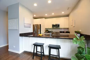 421 S Ridgeland Ave, Oak Park, IL 60302 - Photo 9