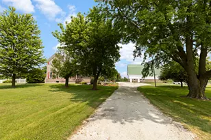 1066 E 1100 North Rd, Onarga, IL 60955 - Photo 27