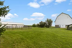 1066 E 1100 North Rd, Onarga, IL 60955 - Photo 31