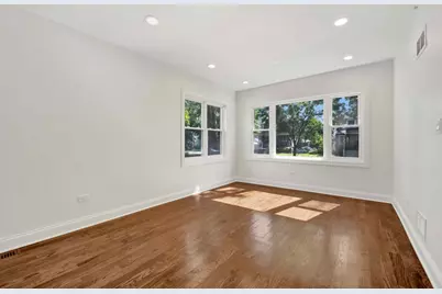 837 S Humphrey Avenue, Oak Park, IL 60304 - Photo 11