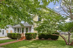242 E Jefferson Ave, Hampshire, IL 60140 - Photo 15