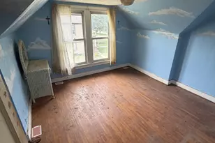 105 N Center St, Gardner, IL 60424 - Photo 9