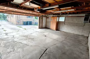17717 Bernadine St, Lansing, IL 60438 - Photo 7