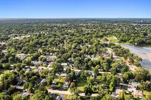 29 Glenwood Dr, Round Lake Beach, IL 60073 - Photo 37