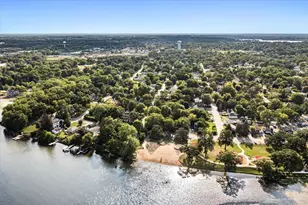 29 Glenwood Dr, Round Lake Beach, IL 60073 - Photo 39