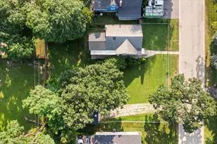 29 Glenwood Dr, Round Lake Beach, IL 60073 - Photo 33