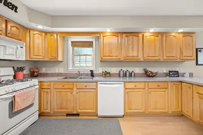999 W Cermak Road, Braidwood, IL 60408 - Photo 13