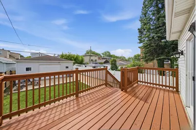 2231 N 75th Avenue, Elmwood Park, IL 60707 - Photo 33