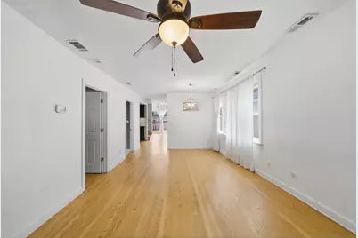 2231 N 75th Avenue, Elmwood Park, IL 60707 - Photo 5
