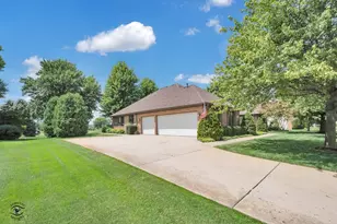 24123 Brancaster Dr, Naperville, IL 60564 - Photo 45