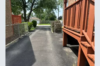 17611 Maple Street, Lansing, IL 60438 - Photo 7