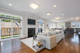 1453 W Irving Park Rd, Chicago, IL 60613 - Photo 3