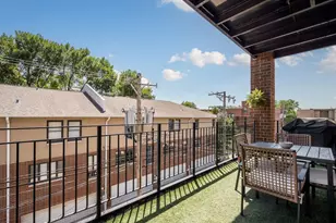 1453 W Irving Park Rd, Chicago, IL 60613 - Photo 19
