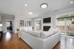 1453 W Irving Park Rd, Chicago, IL 60613 - Photo 3