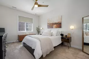 1453 W Irving Park Rd, Chicago, IL 60613 - Photo 13
