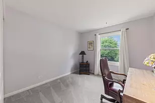 27W327 Providence Ln, Winfield, IL 60190 - Photo 19