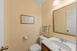 27W327 Providence Ln, Winfield, IL 60190 - Photo 13