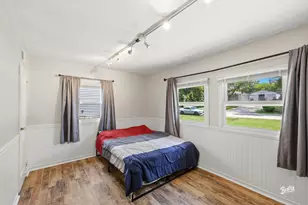 32988 N Meadow Rd, Grayslake, IL 60030 - Photo 9