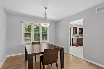 2214 Hamilton Lane, Darien, IL 60561 - Photo 5