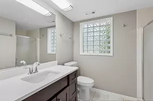 2214 Hamilton Ln, Darien, IL 60561 - Photo 19