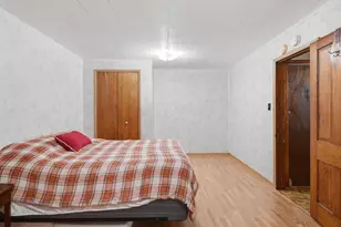 22 N Metcalf Ave, Amboy, IL 61310 - Photo 13