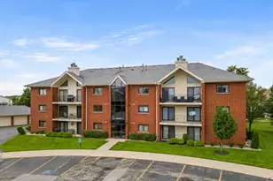 6612 Martin France Cir, Tinley Park, IL 60477 - Photo 1