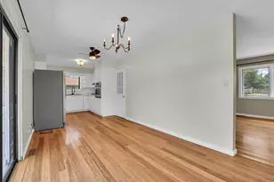 24 Lake Knolls Dr, Chatham, IL 62629 - Photo 15