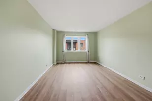 9332 Landings Ln, Des Plaines, IL 60016 - Photo 15