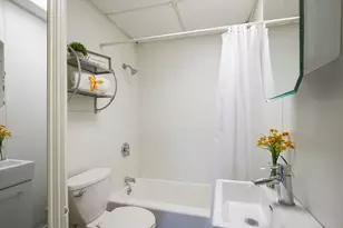 33945 N Prospect Dr, Grayslake, IL 60030 - Photo 5