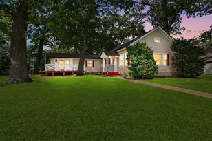 33945 N Prospect Dr, Grayslake, IL 60030 - Photo 1