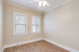 33945 N Prospect Dr, Grayslake, IL 60030 - Photo 3