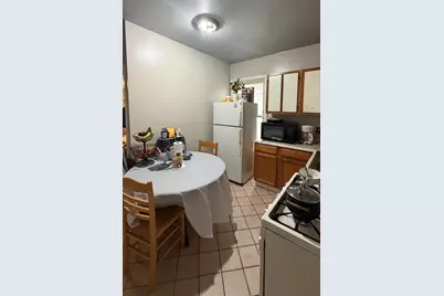 4647 W Warwick Avenue, Chicago, IL 60641 - Photo 7