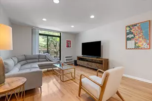 3900 N Pine Grove Ave, Chicago, IL 60613 - Photo 15