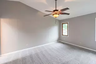 1503 Featherstone Rd, Rockford, IL 61107 - Photo 5