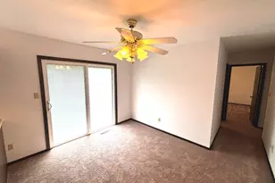 222 Northwood Ln, Salem, IL 62881 - Photo 7
