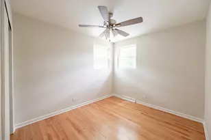 365 Serena Dr, Chicago Heights, IL 60411 - Photo 7