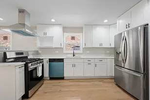 8613 S Colfax Ave, Chicago, IL 60617 - Photo 11
